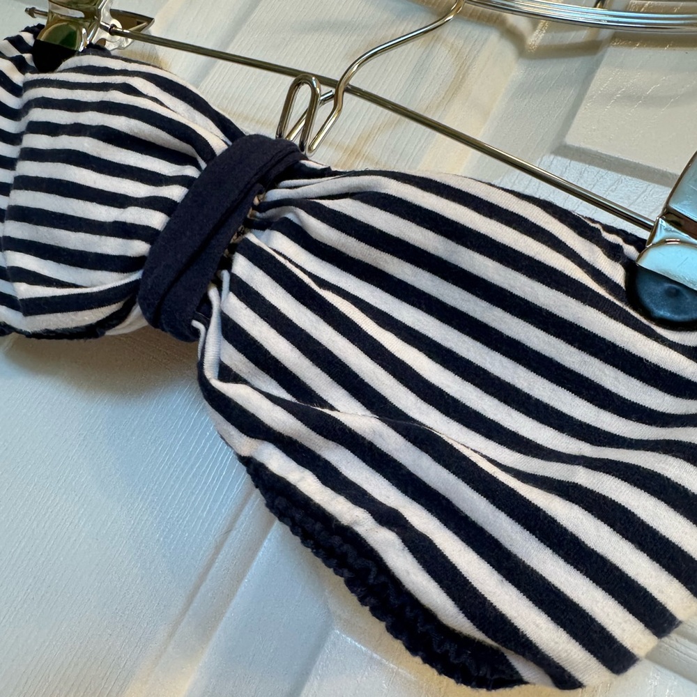 *NWOT* Abercrombie & Fitch Striped Bandeau, Size M/L